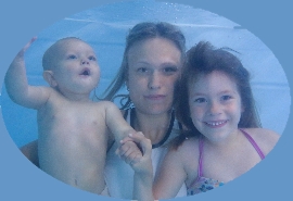 Iris beim Babyschwimmen